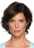 Torri Higginson