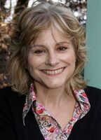 Elizabeth Garvie