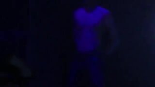 Rihanna Dancing Sexily from Skin live