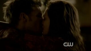 Phoebe Tonkin in Underwear on Vampire Diaries s04e16