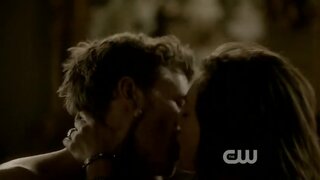 Phoebe Tonkin in Underwear on Vampire Diaries s04e16