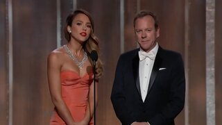 Jessica Alba Cleavage at the Golden Globes 2013