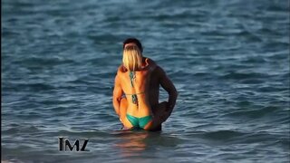 Joanna Krupa Pokers and Ass in Bikini