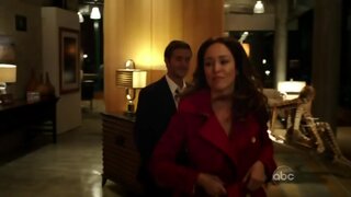 Autumn Reeser in Underwear on Last Resort s01e01