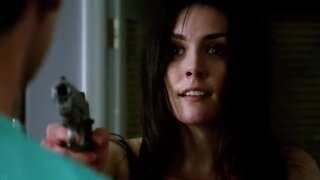 Taylor Cole in Underwear on Hawaii Five-0 s02e23
