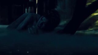 Kate Beckinsale Showing Skin in Underworld Awakening