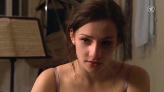 Odine Johne in Bra from Polizeiruf 110 S38E03