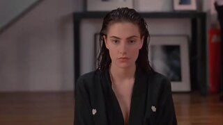 Madchen Amick Completely Nude in Dream Lover