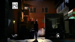 Stana Katic in Bra on Castle S2e1