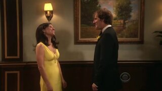 Julia Louis-Dreyfus Cleavage and dirty joke on tnaooc 4x22