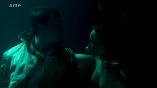 Yekaterina Barymova as a Topless mermaid from Familie zu verkaufen
