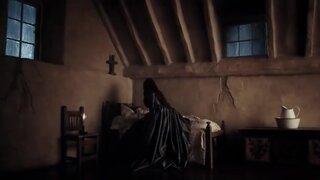 Lisa Marie Cleavage in Sleepy Hollow