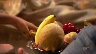 India de Beaufort deepthroating banana and creamy facial on Krod Mandoon 1x05