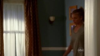 Emily VanCamp downshirt on Brothers and Sisters s03e21