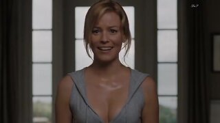 Elizabeth Banks Cleavage in The Uninvited