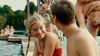 Vijessna Ferkic in Bikini in The Reader