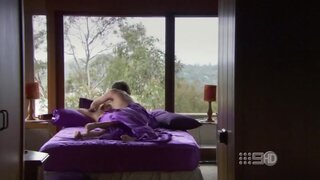 Anna Hutchison Nude getting Banged in Underbelly s02e05