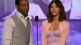 Jessica Alba Cleavage in frilly thing from the 2009 Independent Spirit Awards