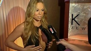 Mariah Carey Hot Cleavage Show