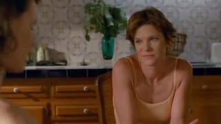 Alexandra Paul kissing girl in Trapped