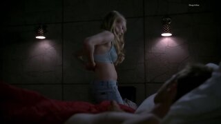 Amanda Seyfried Side Boob and Bra