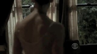 Jennifer Love Hewitt Cleavage on Ghost Whisperer S04E13