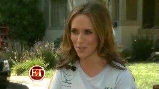 Jennifer Love Hewitt ET visits Ghost Whisperer set