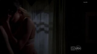 Katherine Heigl sexy and bare back on Greys Anatomy s05e09