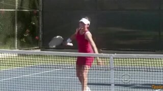 Julia Louis-Dreyfus playing tennis and taunting on The New Adventures of Old Christine S4E9
