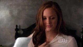 Blake Lively and Leighton Meester Looking Good on Gossip Girl: Season 2, Episode 7