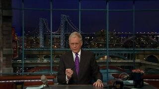 Sarah Silverman great Cleavage and legs on Letterman