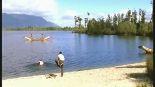 Elaine Cassidy wet in The Lost World