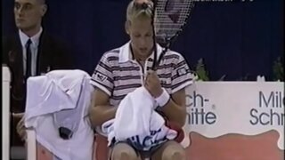 Anna Kournikova Lots of Upskirts