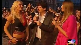 Michelle Hunziker some Cleavage