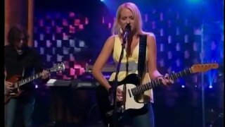 Jewel Kilcher Performs on Conan OBrien