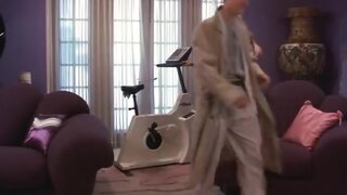 Carrie Fisher quick, floppy down-blouse in Loverboy