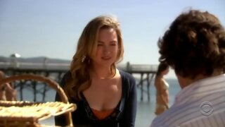 Sophia Myles Cleavage on Moonlight s1ep13