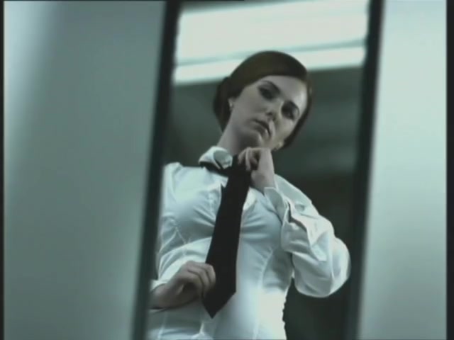 Клипы белая дверь. Лена Катина тату белый плащик.. T.A.T.U. белый плащик. Лена Катина в клипе белый плащик. T.A.T.U. ‎– белый плащик = White Robe