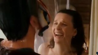 Juliette Binoche in the shower in Dan in Real Life