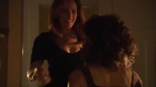 Jennifer Beals and Marlee Matlin fooling around on the L Word S05E07