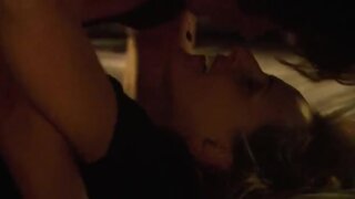 Jennifer Beals and Marlee Matlin fooling around on the L Word S05E07