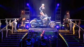 Pink performing at U + Ur Hand Live