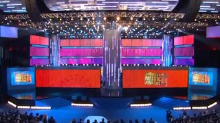 Amanda Bynes at the 35th AMAs
