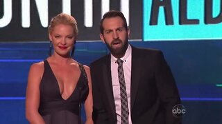 Katherine Heigl Cleavage at the AMAs