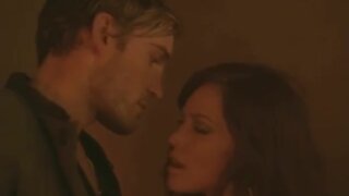 Hilary Duff Stranger music video