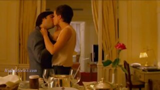 Natalie Portman Naked in Hotel Chevalier