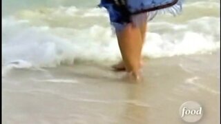 Rachael Ray Hot on the Mayan River