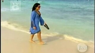 Rachael Ray Hot on the Mayan River