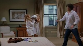 Mary-Kate and Ashley Olsen in Towel and Upskirt in New York Minute