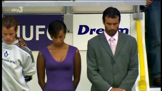 Naomi Ryan Cleavage on Dream Team